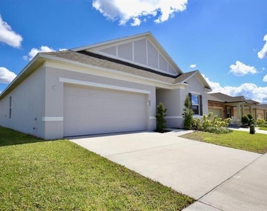 492 Pinecrest Loop - Photo Thumbnail 1