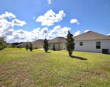 492 Pinecrest Loop - Photo Thumbnail 21