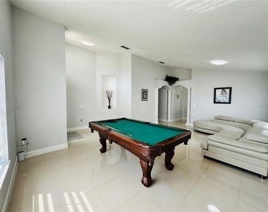 8885 Palisades Beach Avenue - Photo Thumbnail 12