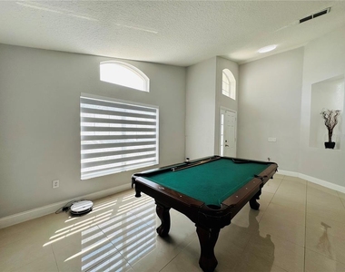 8885 Palisades Beach Avenue - Photo Thumbnail 13