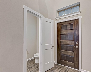 115 Sugar Peak Court - Photo Thumbnail 3