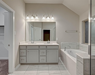 115 Sugar Peak Court - Photo Thumbnail 17