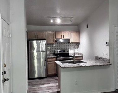 8939 Latrec Avenue - Photo Thumbnail 2