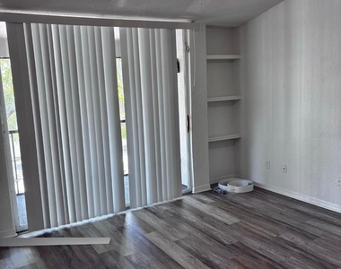8939 Latrec Avenue - Photo Thumbnail 3