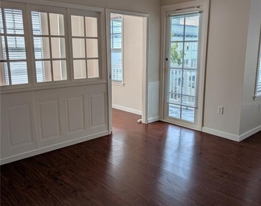 611 Campus Street - Photo Thumbnail 15