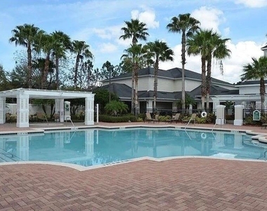 1301 Eastern Pecan Place - Photo Thumbnail 28