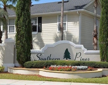 1301 Eastern Pecan Place - Photo Thumbnail 2