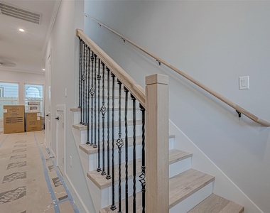 6840 Del Rio Street - Photo Thumbnail 16