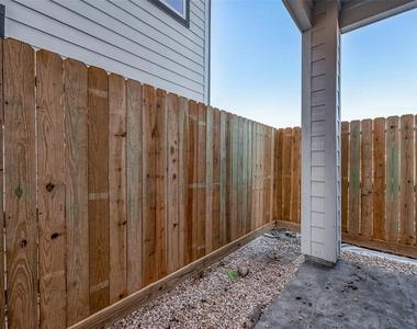 6840 Del Rio Street - Photo Thumbnail 42