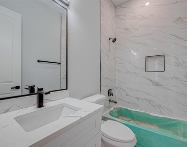 6840 Del Rio Street - Photo Thumbnail 29