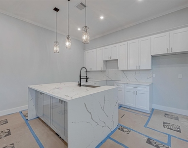 6840 Del Rio Street - Photo Thumbnail 18