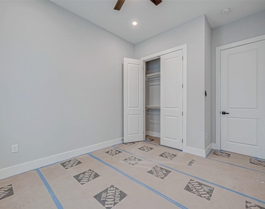 6840 Del Rio Street - Photo Thumbnail 32