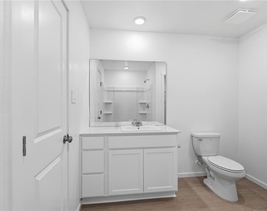 1225 Orion Street - Photo Thumbnail 14