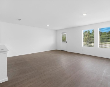 1225 Orion Street - Photo Thumbnail 8