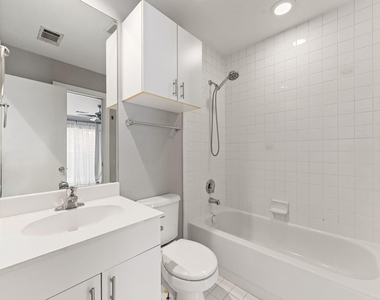 913 Robin Street - Photo Thumbnail 20