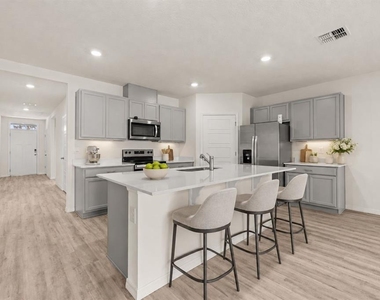 1078 Clay Boulevard - Photo Thumbnail 22
