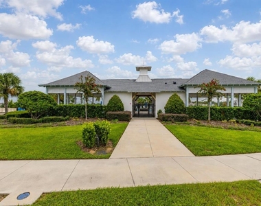 1078 Clay Boulevard - Photo Thumbnail 55