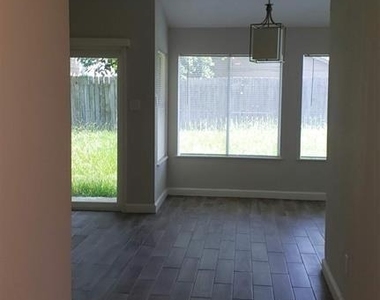 19246 Cypress River Drive - Photo Thumbnail 4