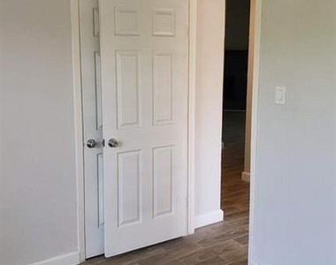 19246 Cypress River Drive - Photo Thumbnail 11