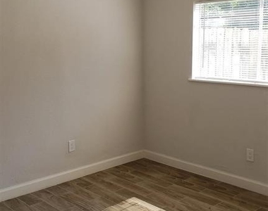 19246 Cypress River Drive - Photo Thumbnail 13