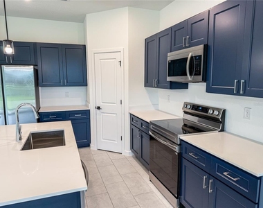 4521 Nw 37th Street Road - Photo Thumbnail 11