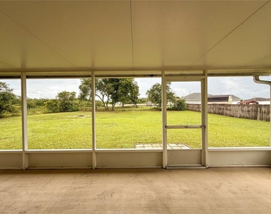3786 Sw 100th Street - Photo Thumbnail 23