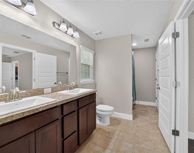 14535 Sw 68th Terrace - Photo Thumbnail 30