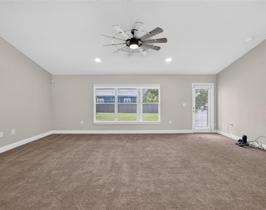 14535 Sw 68th Terrace - Photo Thumbnail 9