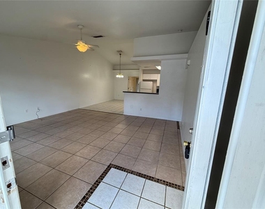 9515 Sw 31st Court - Photo Thumbnail 1