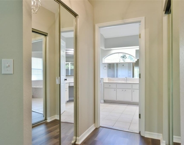 3909 Se 8th Street - Photo Thumbnail 34