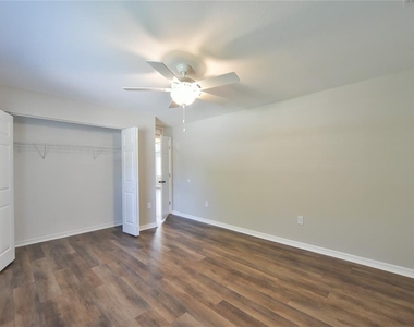 3909 Se 8th Street - Photo Thumbnail 29