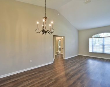 3909 Se 8th Street - Photo Thumbnail 11