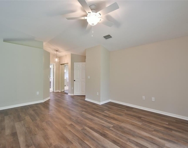 3909 Se 8th Street - Photo Thumbnail 33