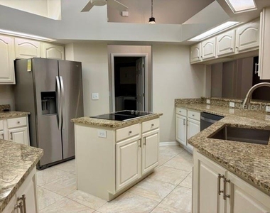 3909 Se 8th Street - Photo Thumbnail 18