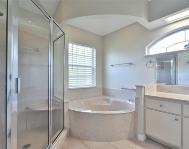 3909 Se 8th Street - Photo Thumbnail 37
