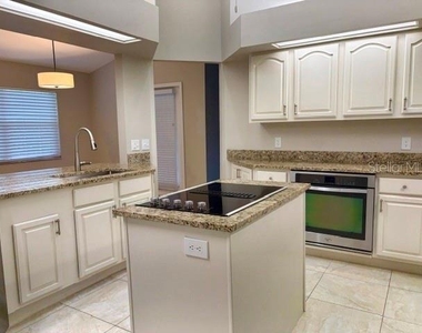 3909 Se 8th Street - Photo Thumbnail 17