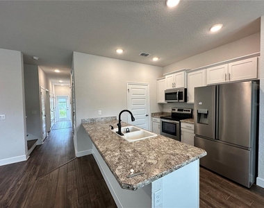 4559 Se 25th Loop - Photo Thumbnail 8
