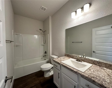 4559 Se 25th Loop - Photo Thumbnail 13