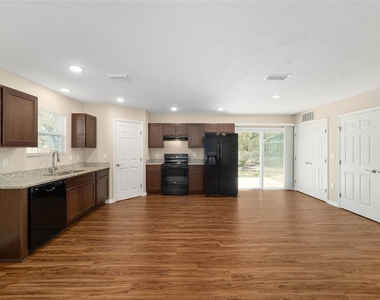 23935 Ne 118th Avenue - Photo Thumbnail 13