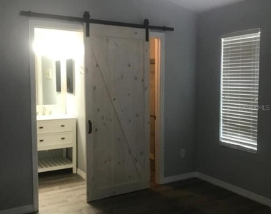 12377 Ne 50th View - Photo Thumbnail 13
