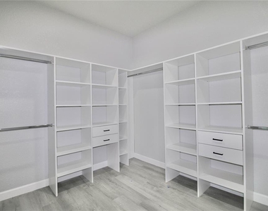 4608 Cortez Boulevard - Photo Thumbnail 4