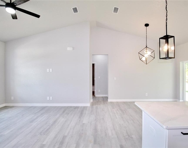 4608 Cortez Boulevard - Photo Thumbnail 9