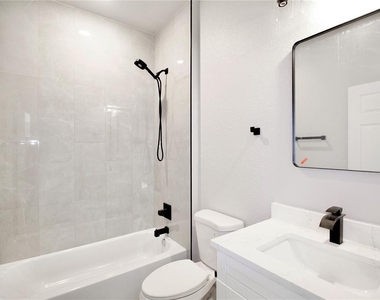4000 Garienda Avenue - Photo Thumbnail 32