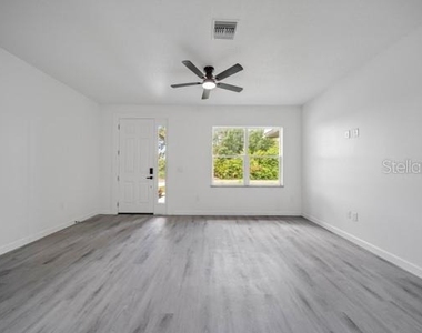 3908 Garienda Avenue - Photo Thumbnail 7