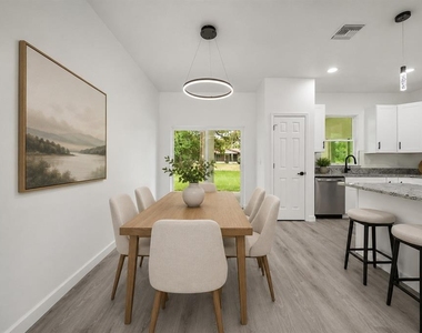 3908 Garienda Avenue - Photo Thumbnail 10