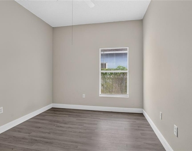 121 Aurelia Court - Photo Thumbnail 23