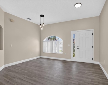 121 Aurelia Court - Photo Thumbnail 3