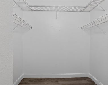 121 Aurelia Court - Photo Thumbnail 19