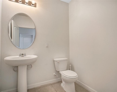 3521 Seneca Club Loop - Photo Thumbnail 17