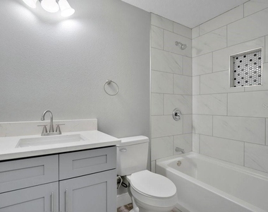 2115 Messina Avenue - Photo Thumbnail 18